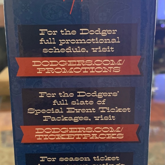 Max Muncy Bubblehead - Picture 3 of 4